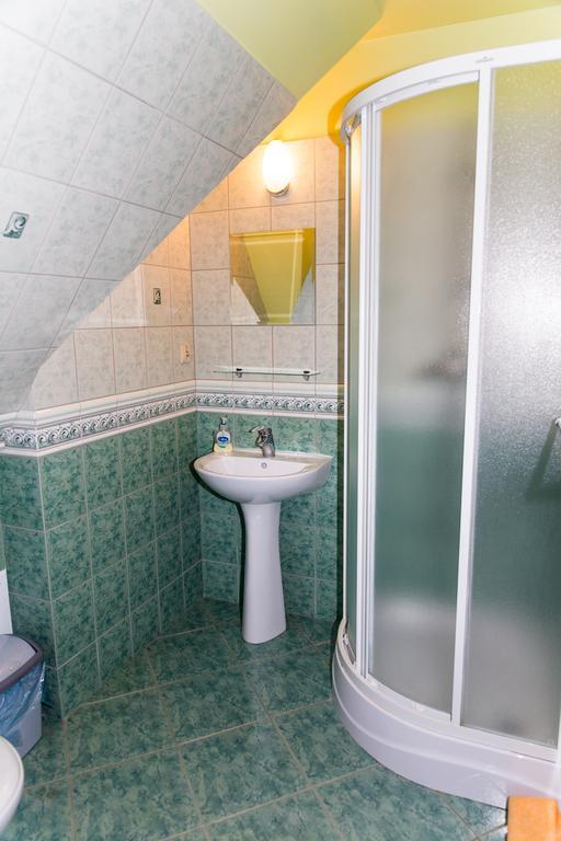 Domek Pod Klonem Agroturystyka Białowieża Chambre photo